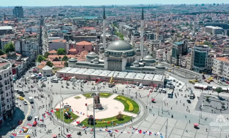 Top 10 Things to Do in Taksim Square for 2025