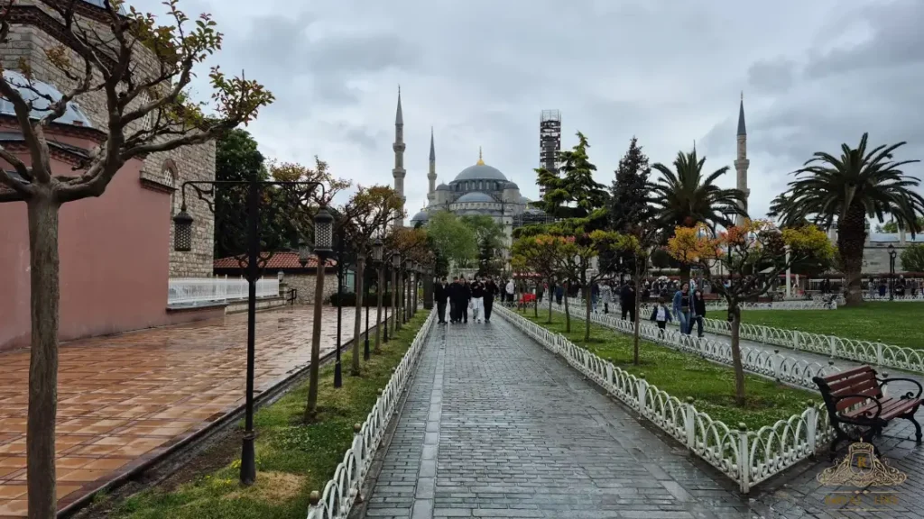 Immersion in the Historic Sultanahmet District