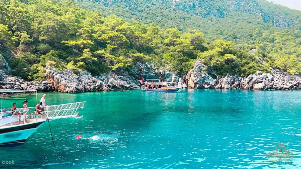 Porto Genoese Boat Trip and Mud Bath with Lunch